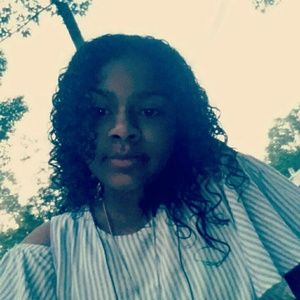 Meet your Posher, Gabby